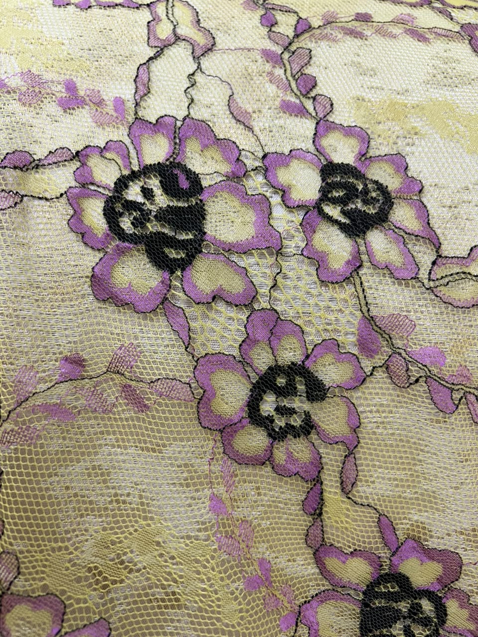 FRENCH CHANTILLY LACE - Image 5
