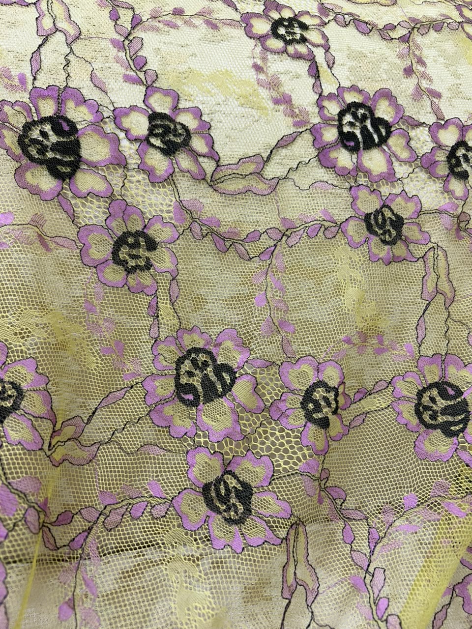 FRENCH CHANTILLY LACE - Image 4