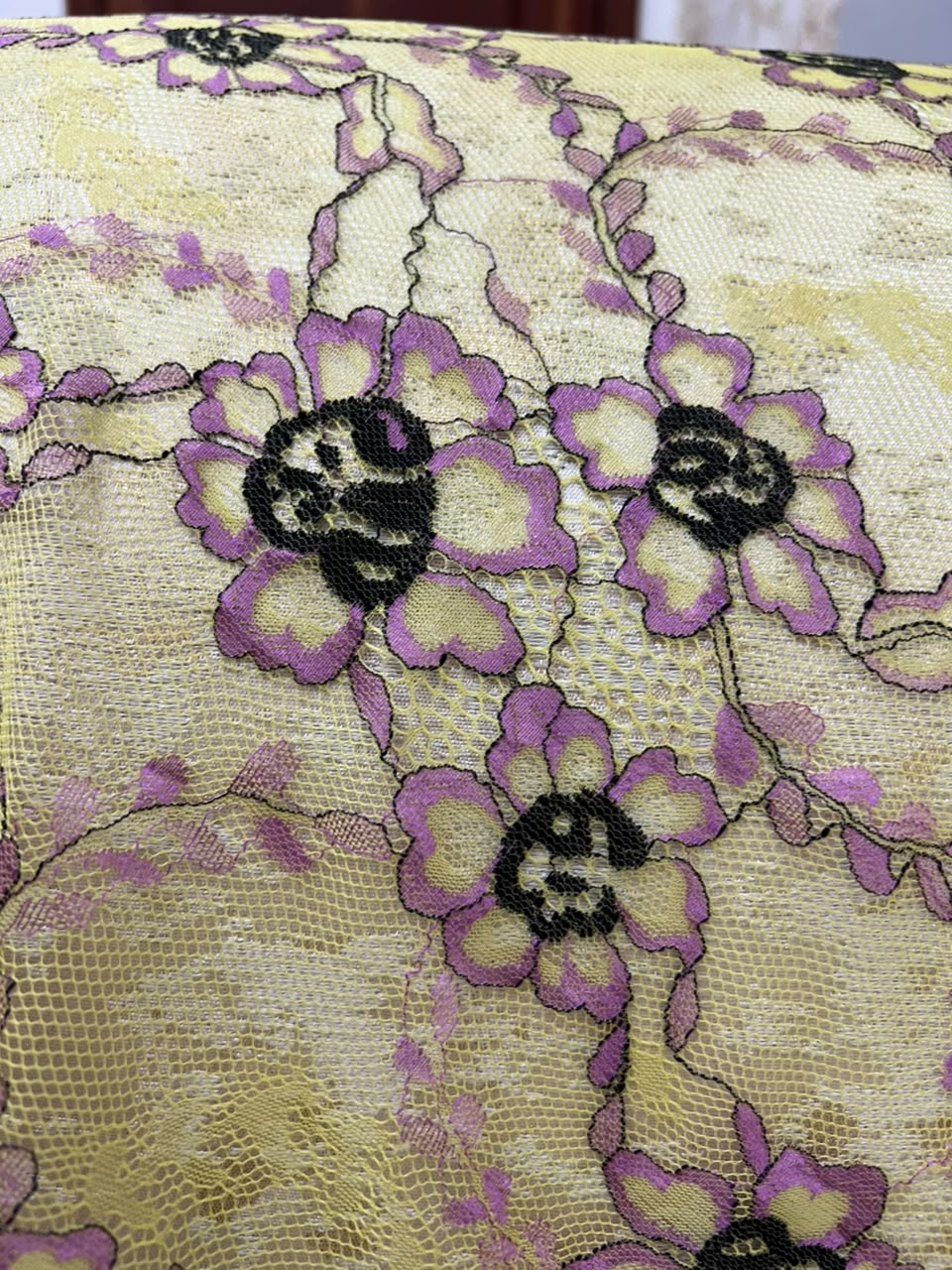 FRENCH CHANTILLY LACE - Image 6